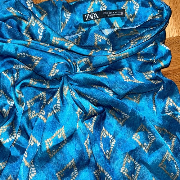 ZARA knotted printed satin effect skirt - Picture 2 of 4